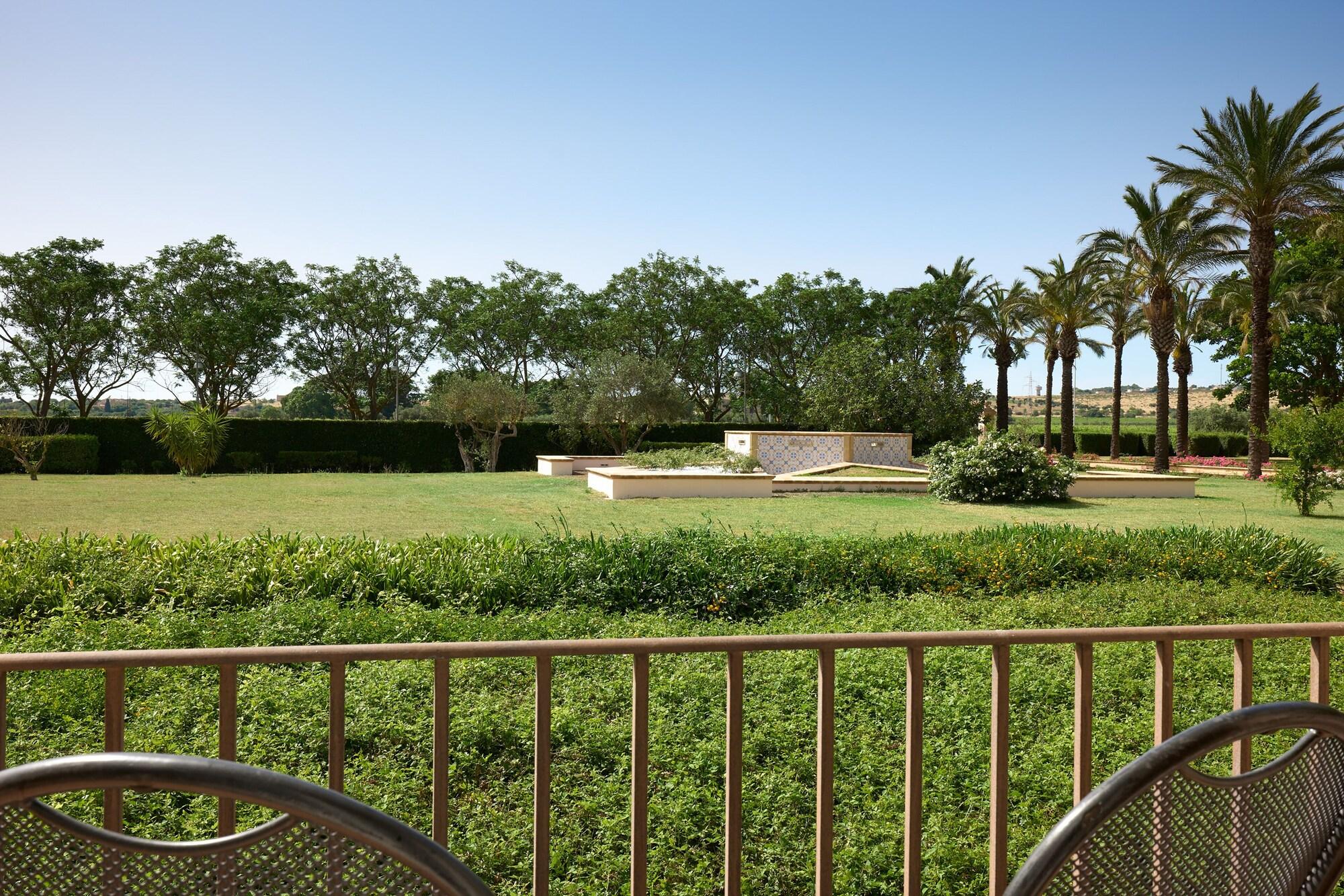 Almar Giardino Di Costanza Resort & Spa มาซารา เดล วัลโล ภายนอก รูปภาพ
